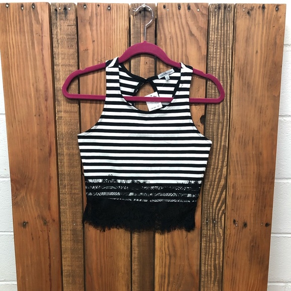 NWT Charlotte Russe black and white lace crop top - Picture 2 of 6